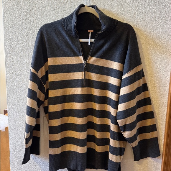 Free People Sweaters - Women’s free people Striped Half-Zip Sweater Knit Pullover - Black & Tan